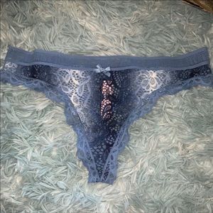 NWT “VERY SEXY” LACE THONG